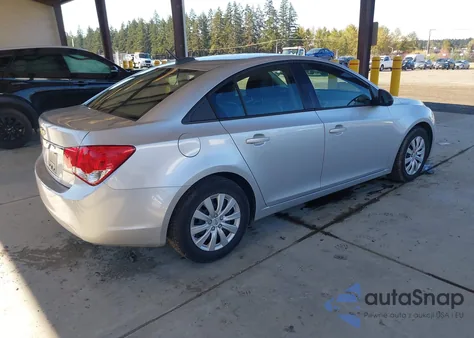 2016 Chevrolet Cruze Limited Ls Auto z USA, uszkodzony, nr VIN 1G1PC5SG4G7140348